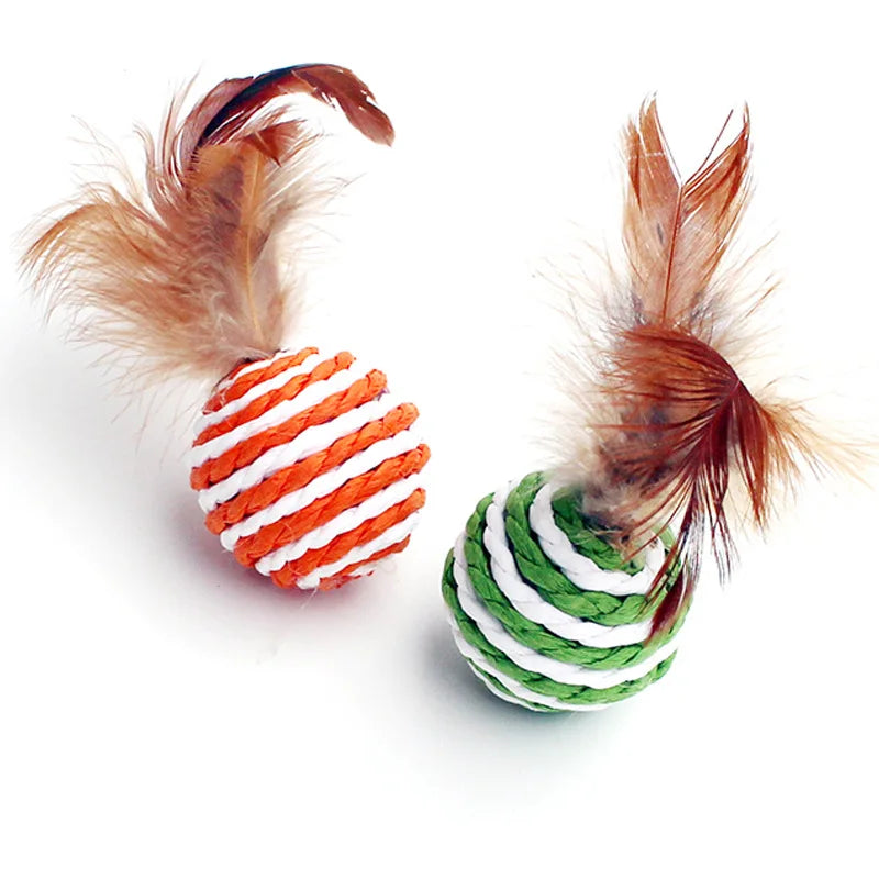 Sisal Ball with Feathers