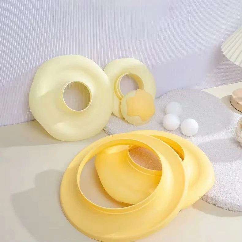 Ice Cream Tower with Balls, Assembly